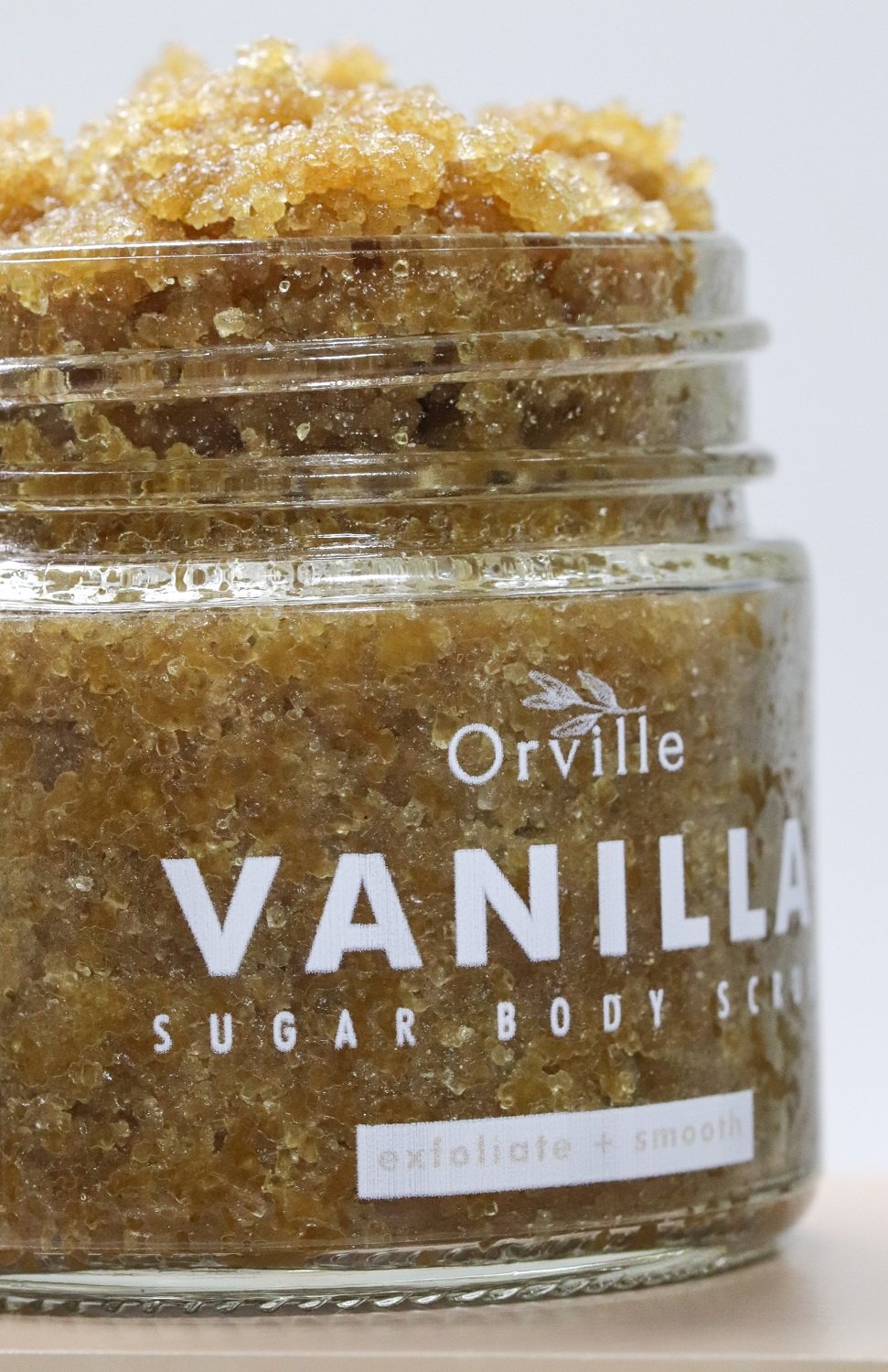 Orville-Essential_Vanilla-Sugar-Scrub_05